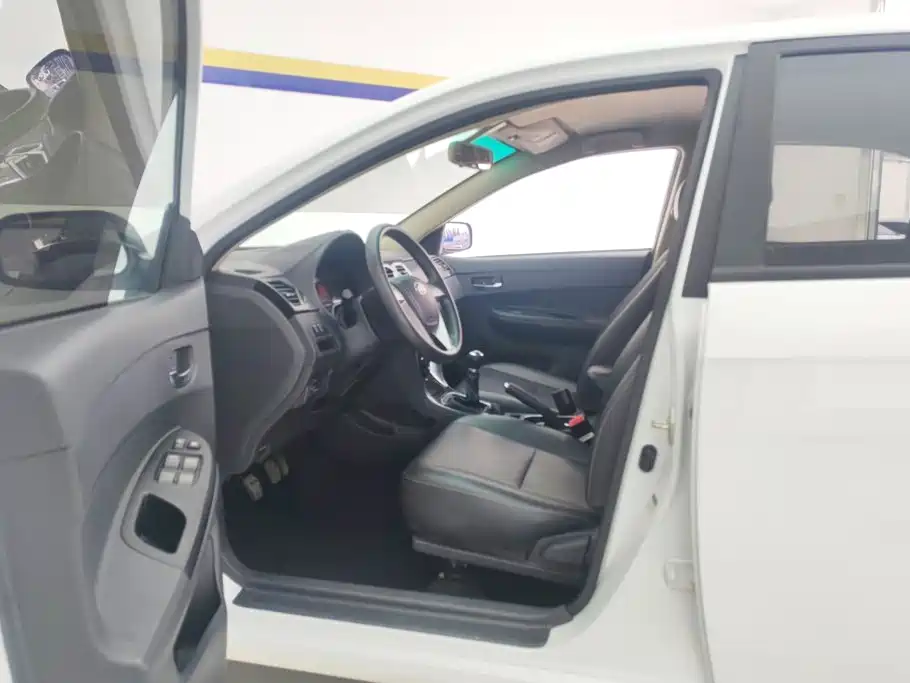 BYD F3 — миниатюра 9