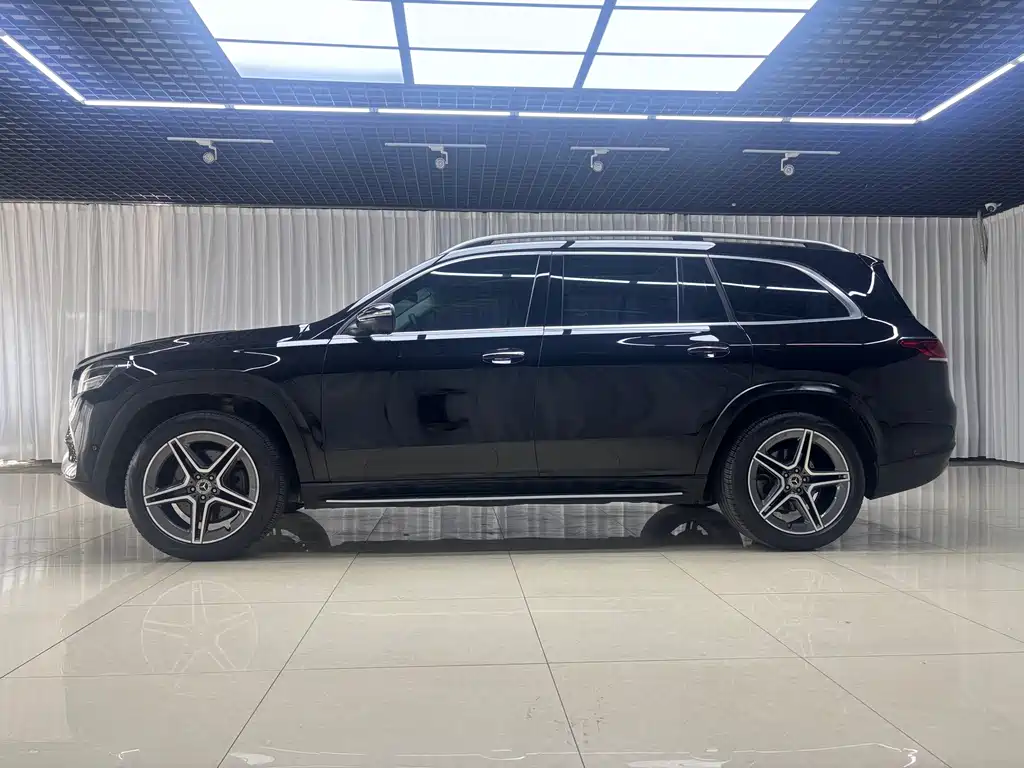 Mercedes-Benz GLS — миниатюра 4