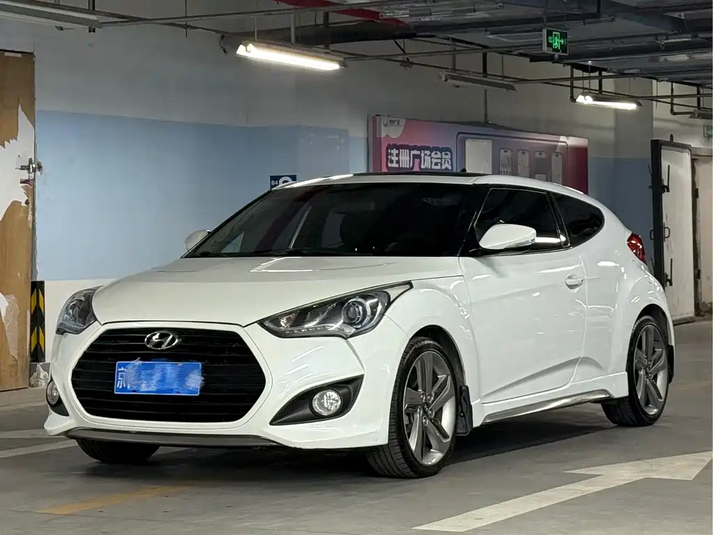 Hyundai Veloster 2013