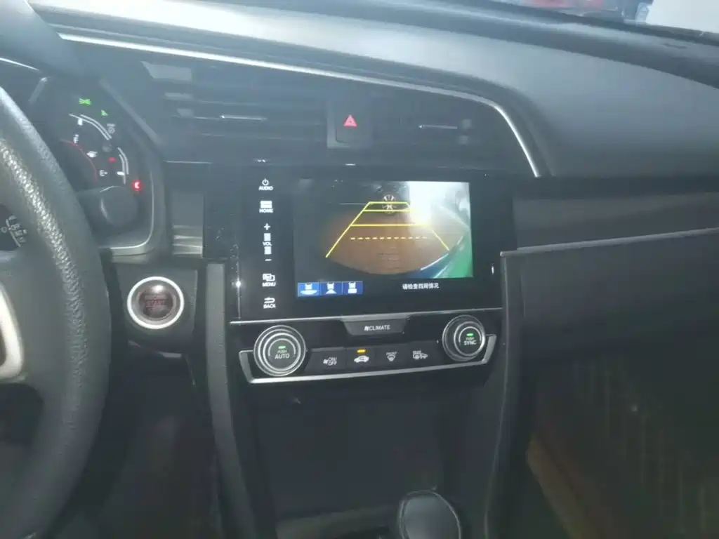Honda Civic — миниатюра 13