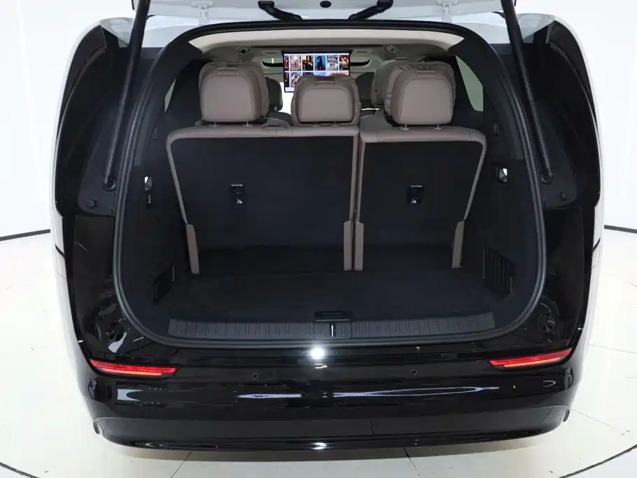 Li Auto Li MEGA — миниатюра 14