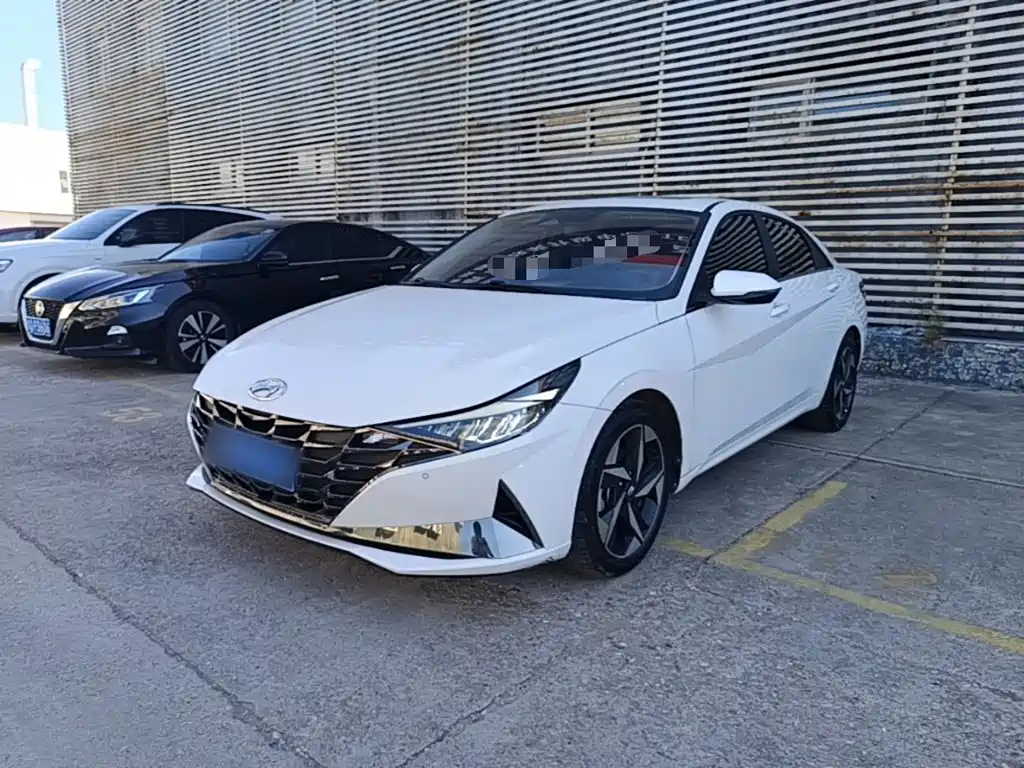 Hyundai Elantra — миниатюра 2