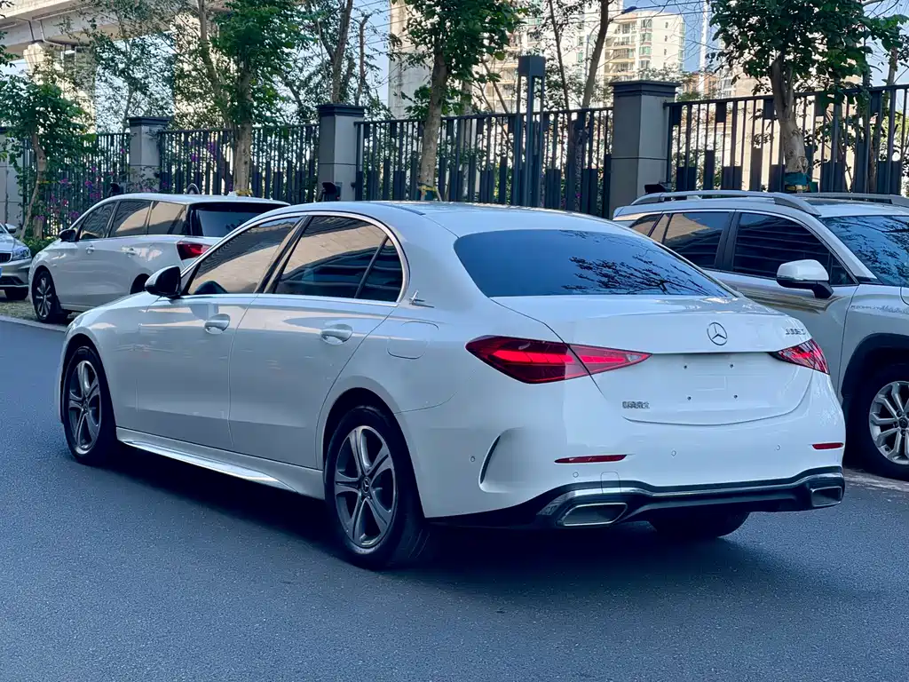 MERCEDES-BENZ C CLASS