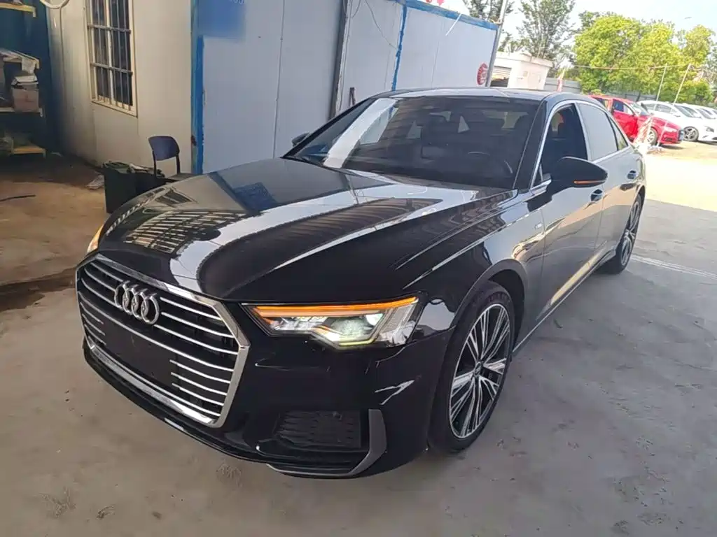 Audi A6L 2022 40 TFSI Luxury