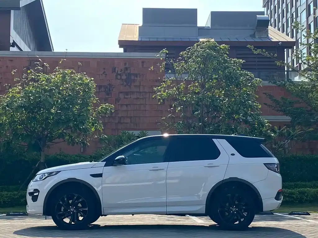Land Rover Discovery Sport — миниатюра 9