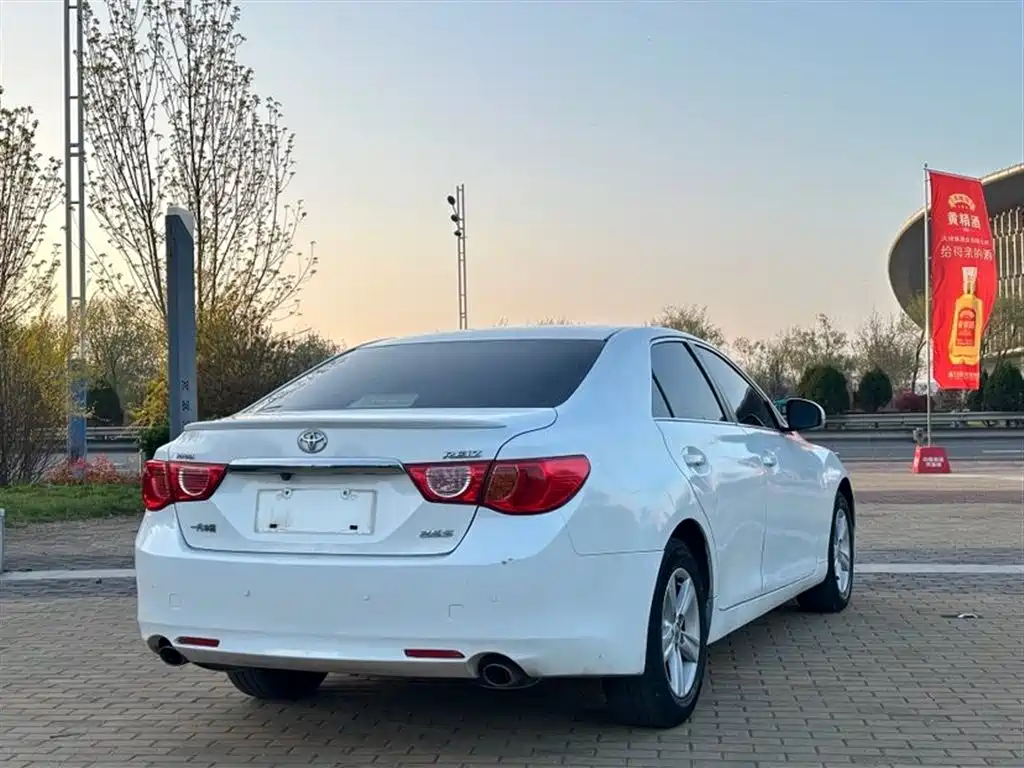Toyota Reiz 2012 2.5V
