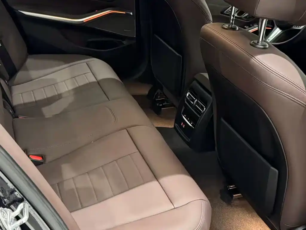 BMW 3 Series 3 2022 325i M Sport