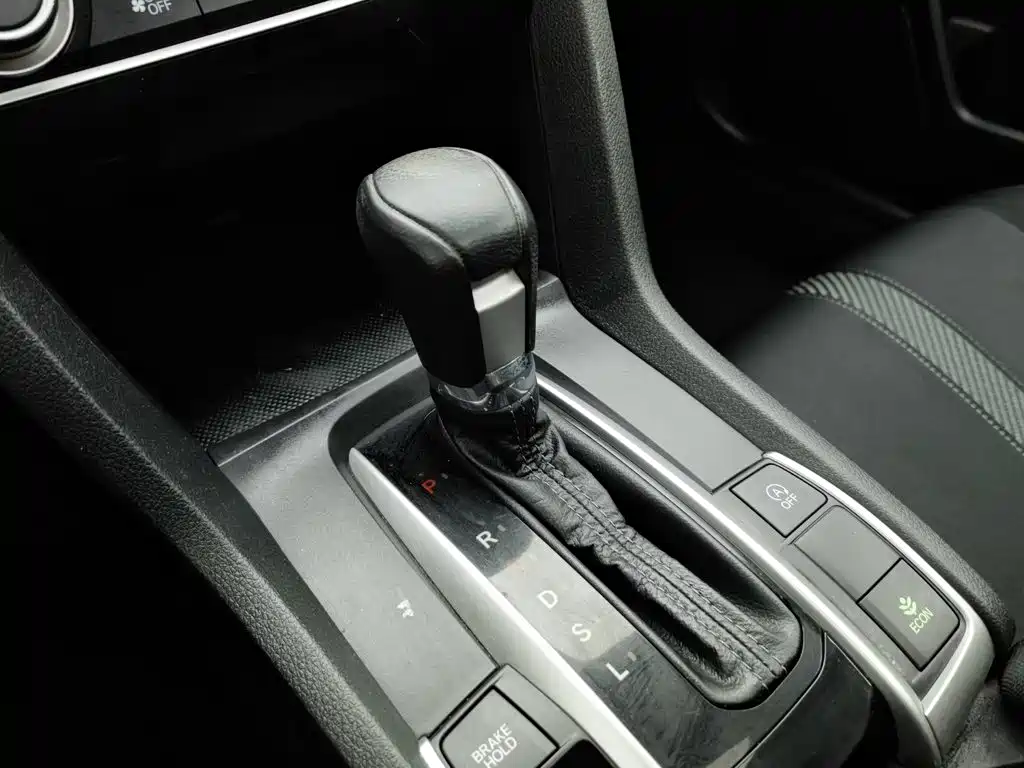 Honda Civic — миниатюра 13