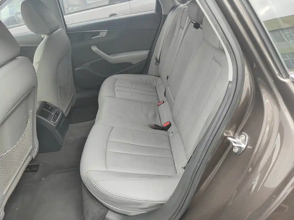 Audi A4L — миниатюра 17