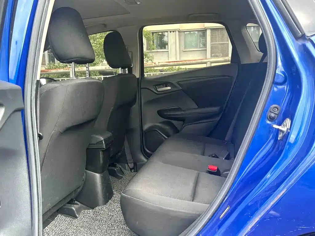 Honda Fit — миниатюра 4