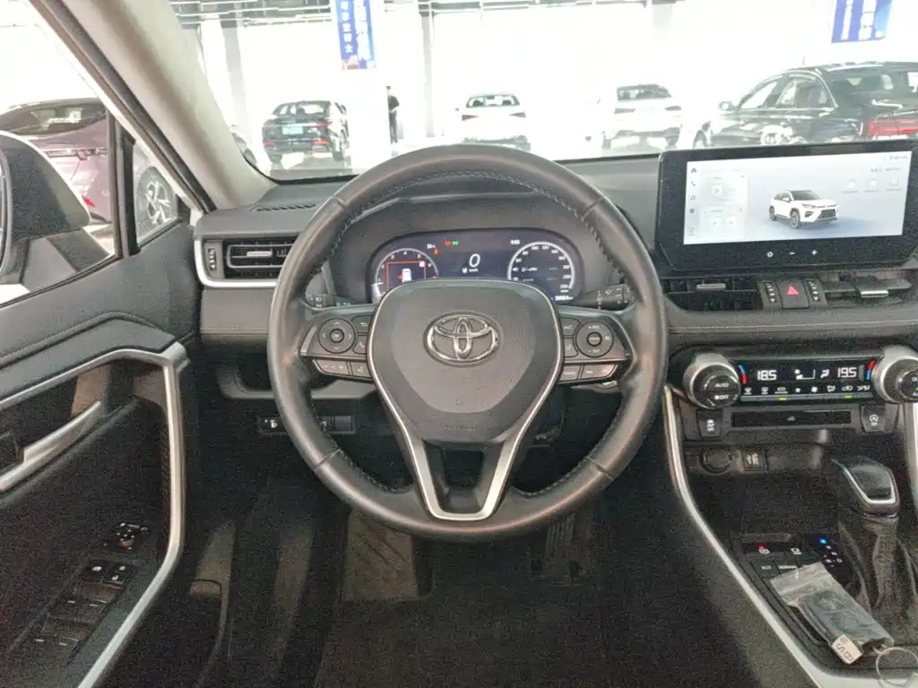 Toyota Wildlander — миниатюра 11