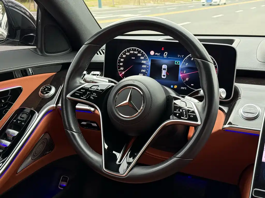 MERCEDES-BENZ S CLASS