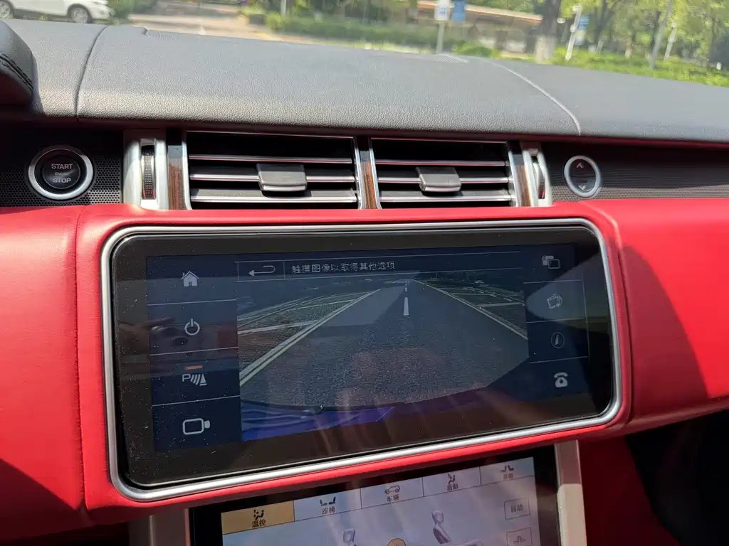 Land Rover Range Rover — миниатюра 13