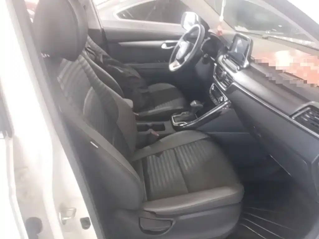 Kia Sportage — миниатюра 25