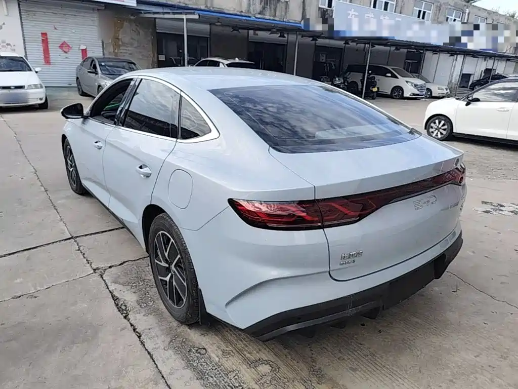 BYD Qin L — миниатюра 5