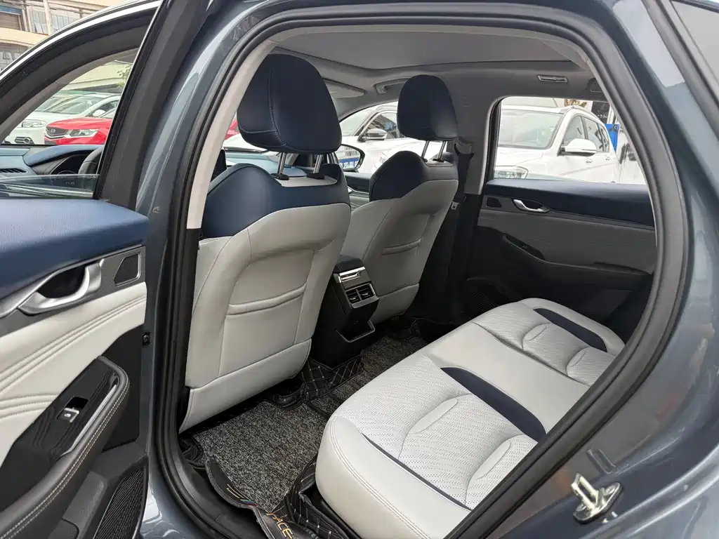 Geely Xingrui — миниатюра 7