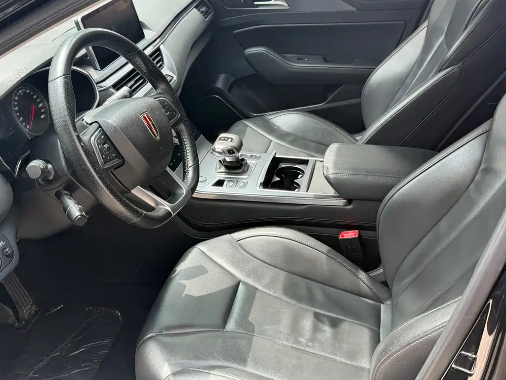 Hongqi Hongqi H5 — миниатюра 4