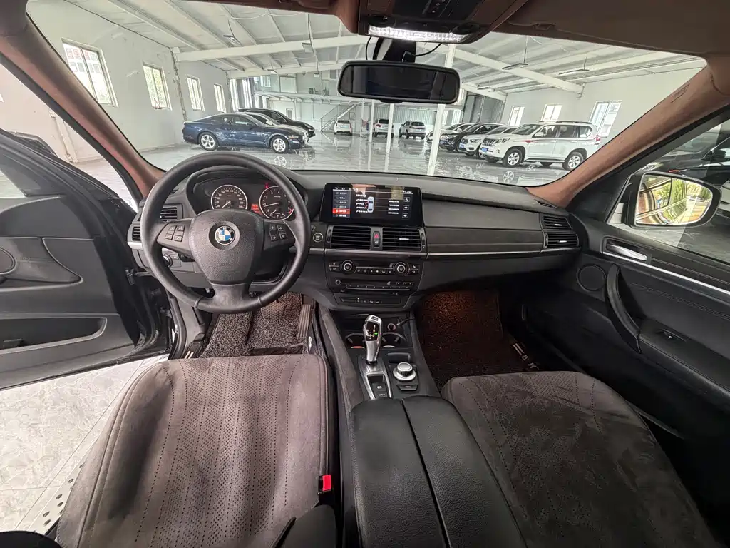 BMW X5 (Import) — миниатюра 9