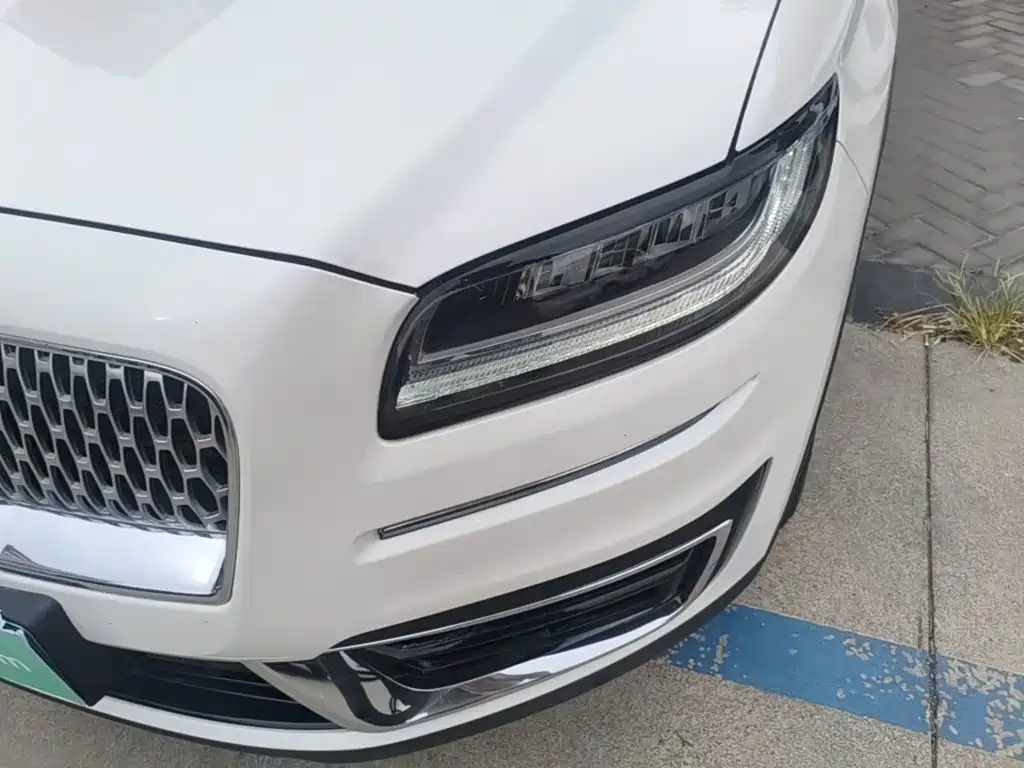 Lincoln Nautilus (Import) — миниатюра 24