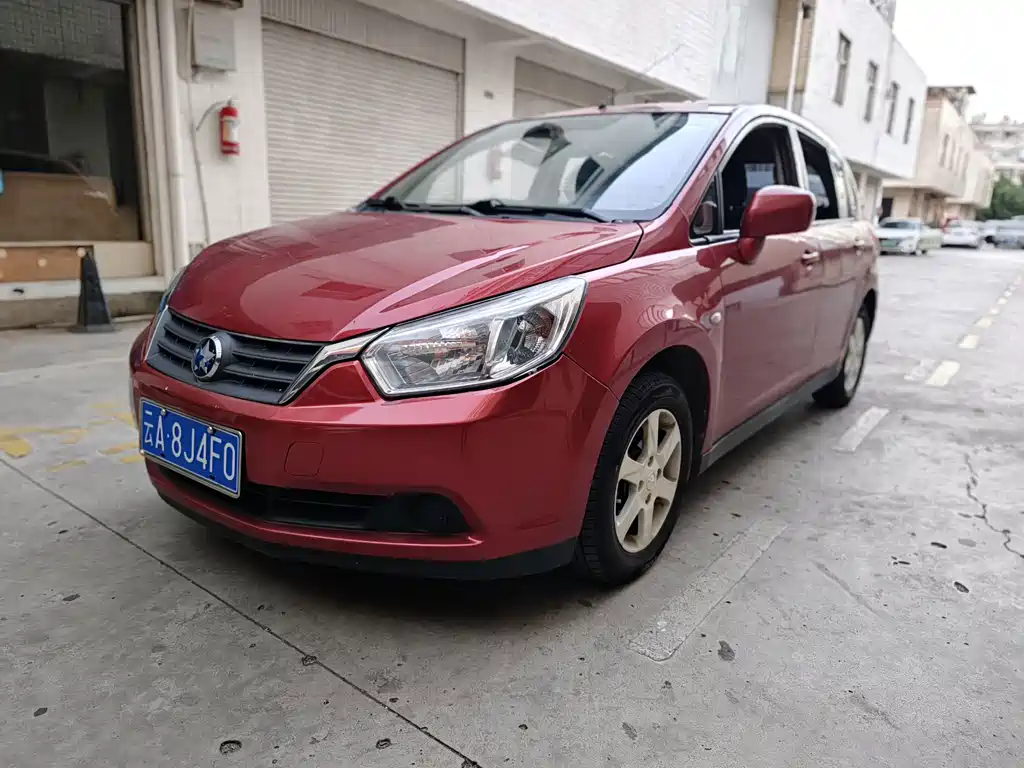 Venucia R50