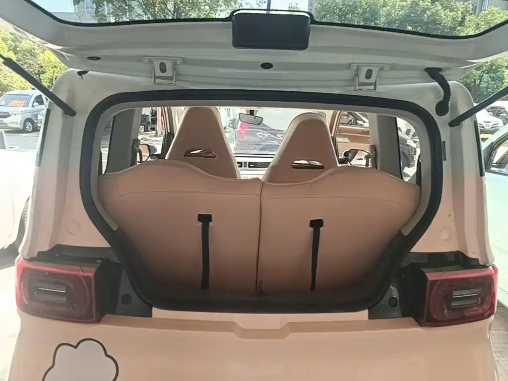Wuling MINIEV — миниатюра 19