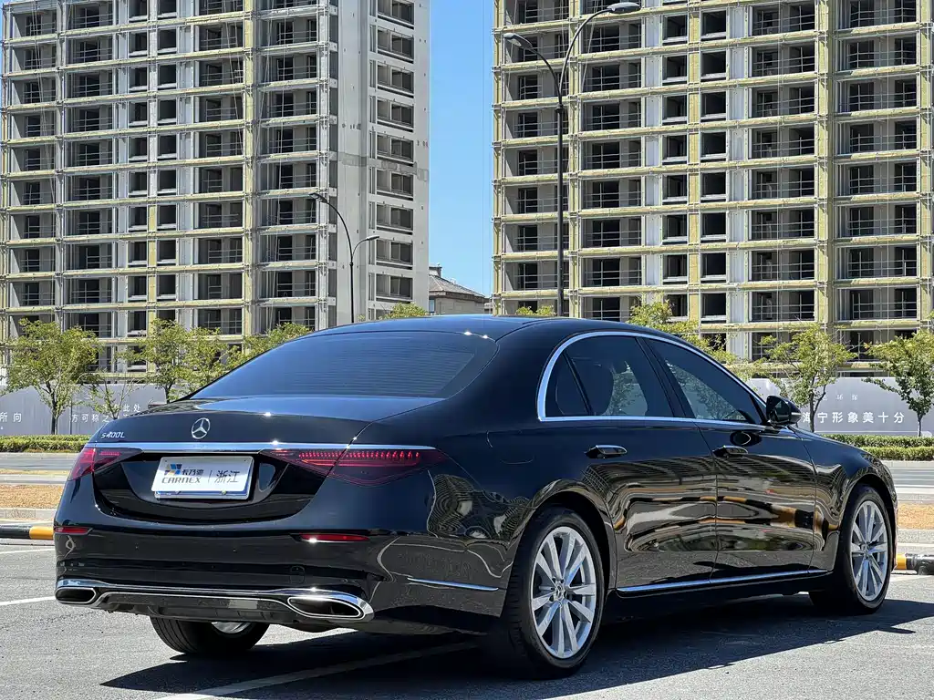 MERCEDES-BENZ S CLASS