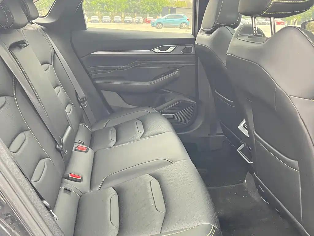 Geely Preface 2023 1.5TD
