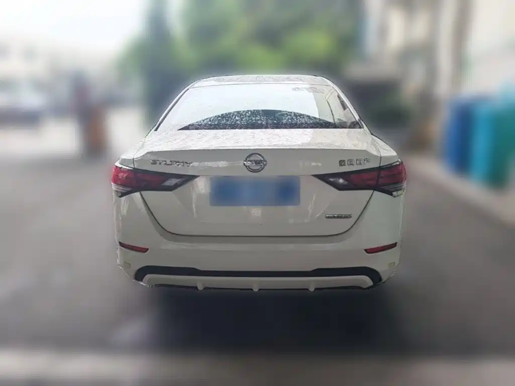 Nissan Sylphy — миниатюра 8