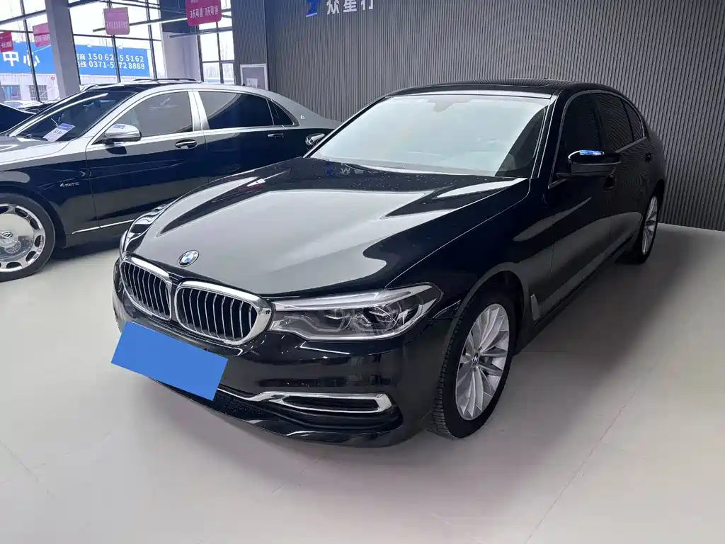 BMW 5 SERIES