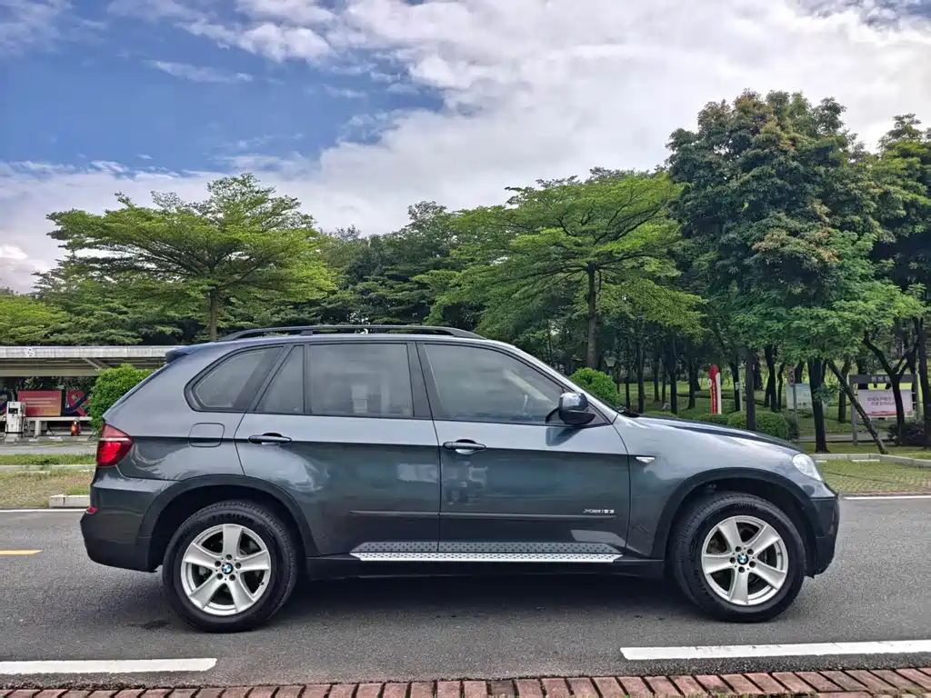 BMW X5 (Import) — миниатюра 15