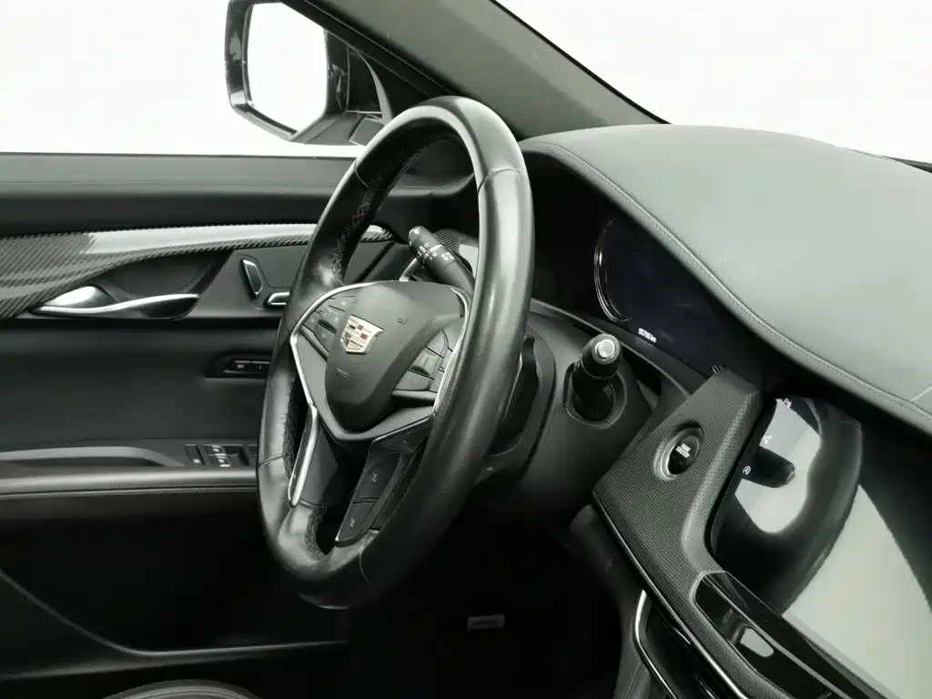 Cadillac CT6 — миниатюра 22
