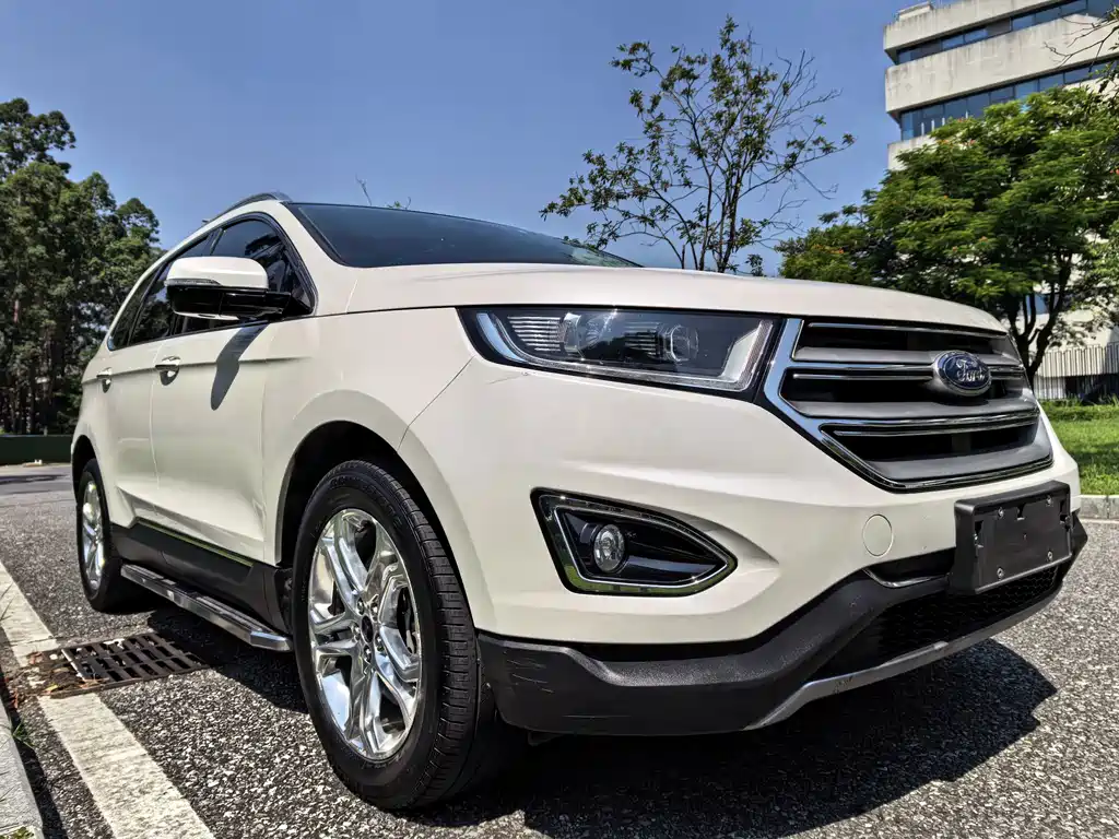 Ford Edge — миниатюра 8