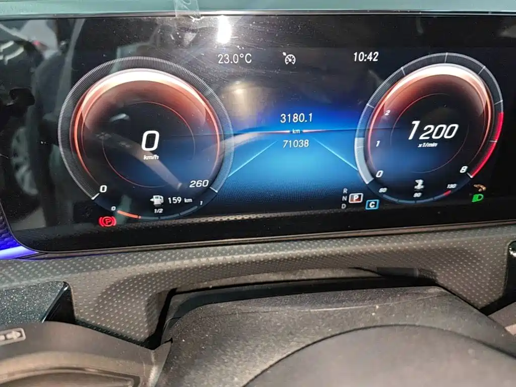 Mercedes-Benz A-Class — миниатюра 12