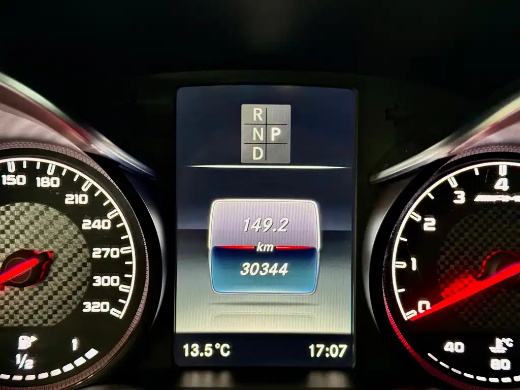 MERCEDES-BENZ GLC AMG