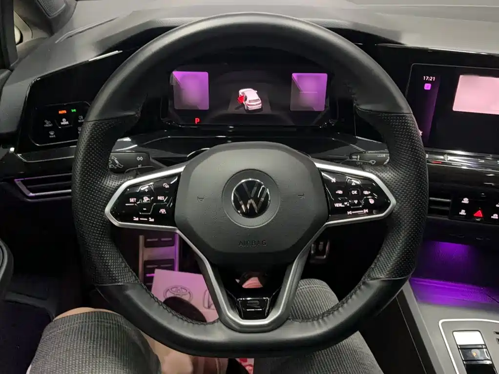 Volkswagen Golf 2024 280TSI DSG R-Line 50