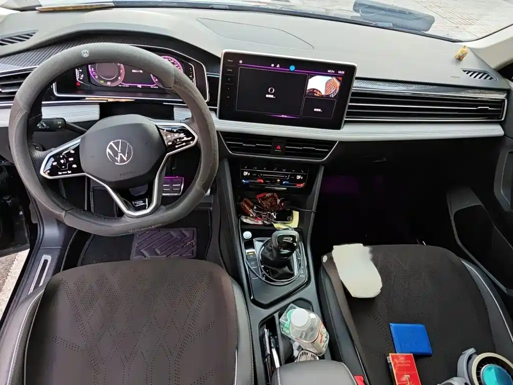 Volkswagen Tiguan L — миниатюра 13