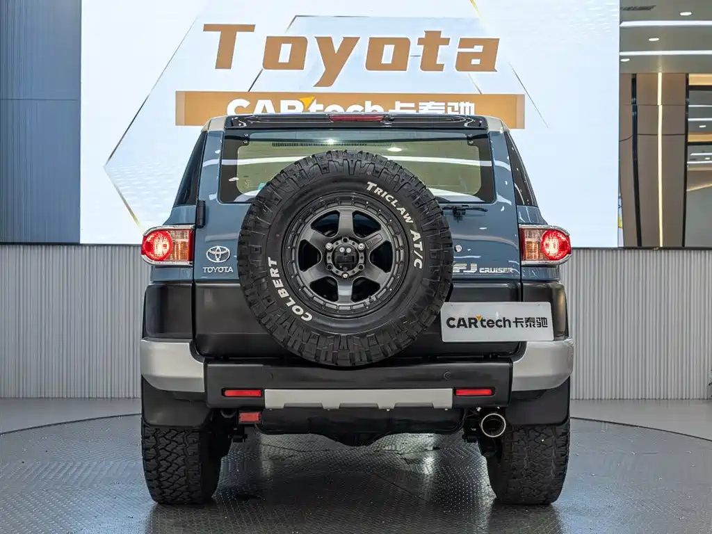 Toyota FJ Cruiser FJ 2019 4.0L
