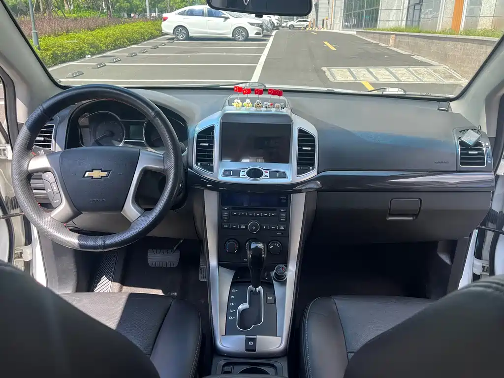 Chevrolet Captiva — миниатюра 13