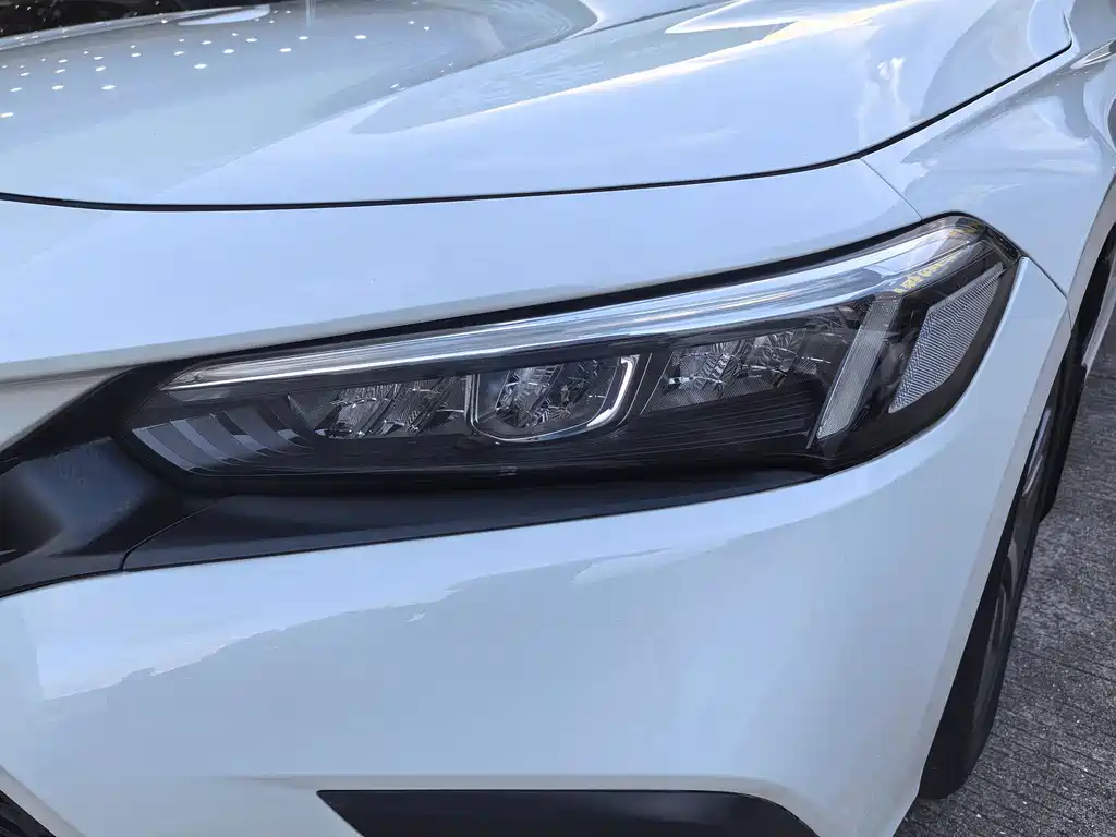 Honda Civic — миниатюра 7