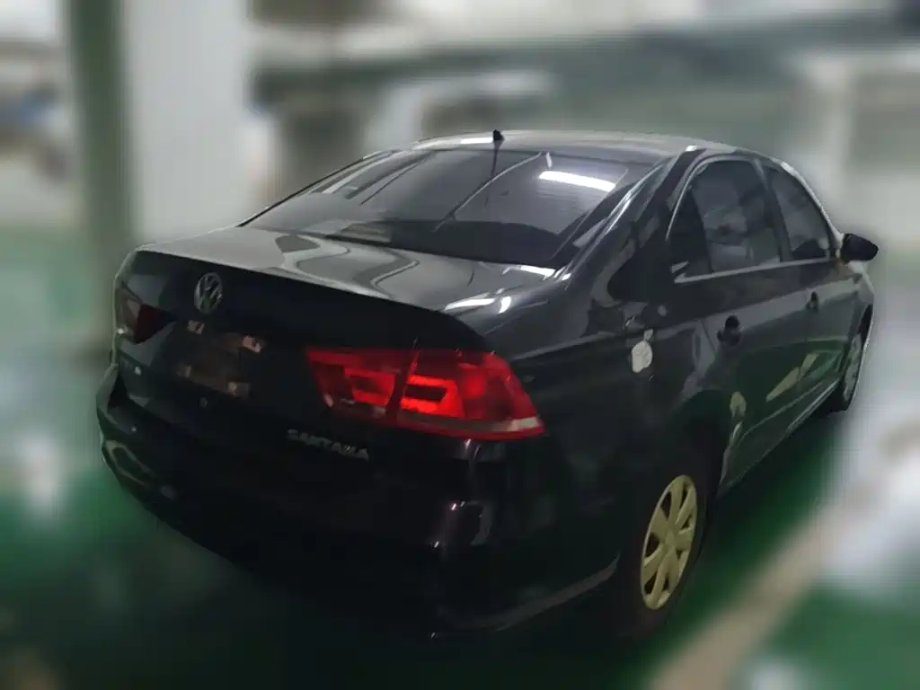 Volkswagen Santana — миниатюра 10