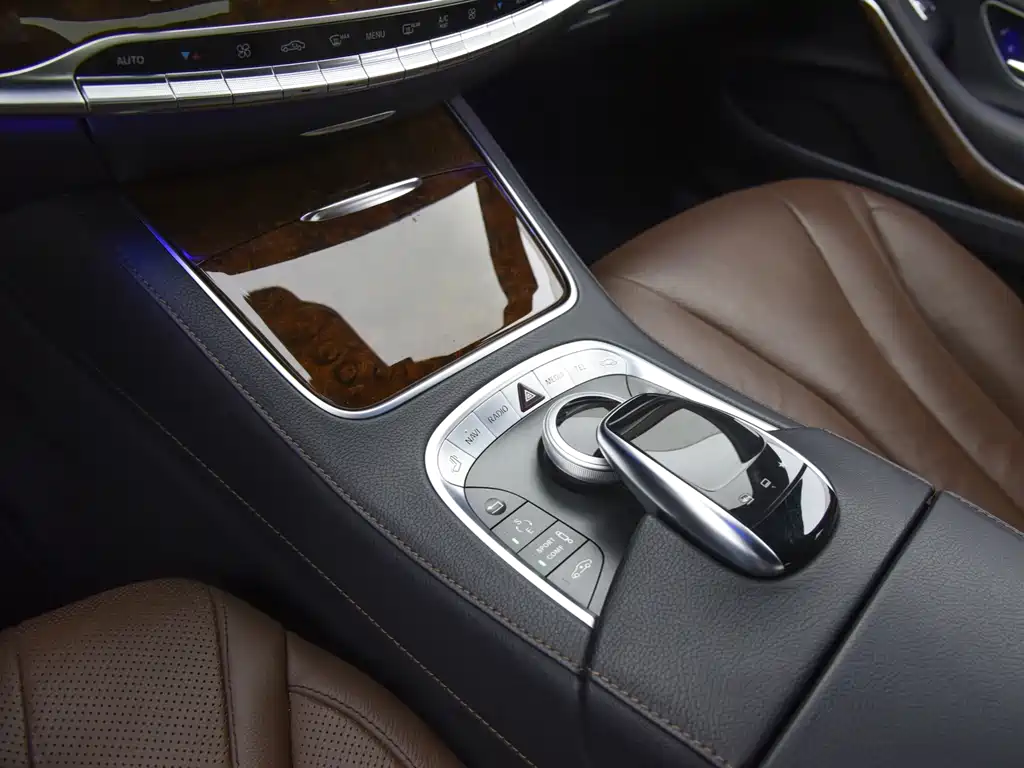 Mercedes-Benz S-Class — миниатюра 15