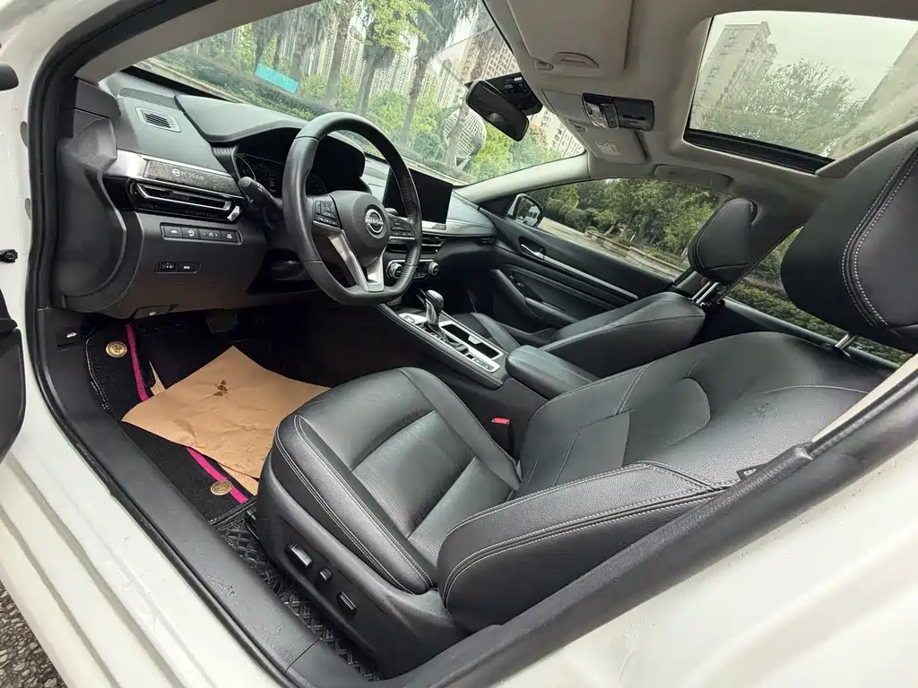 Nissan Teana — миниатюра 8