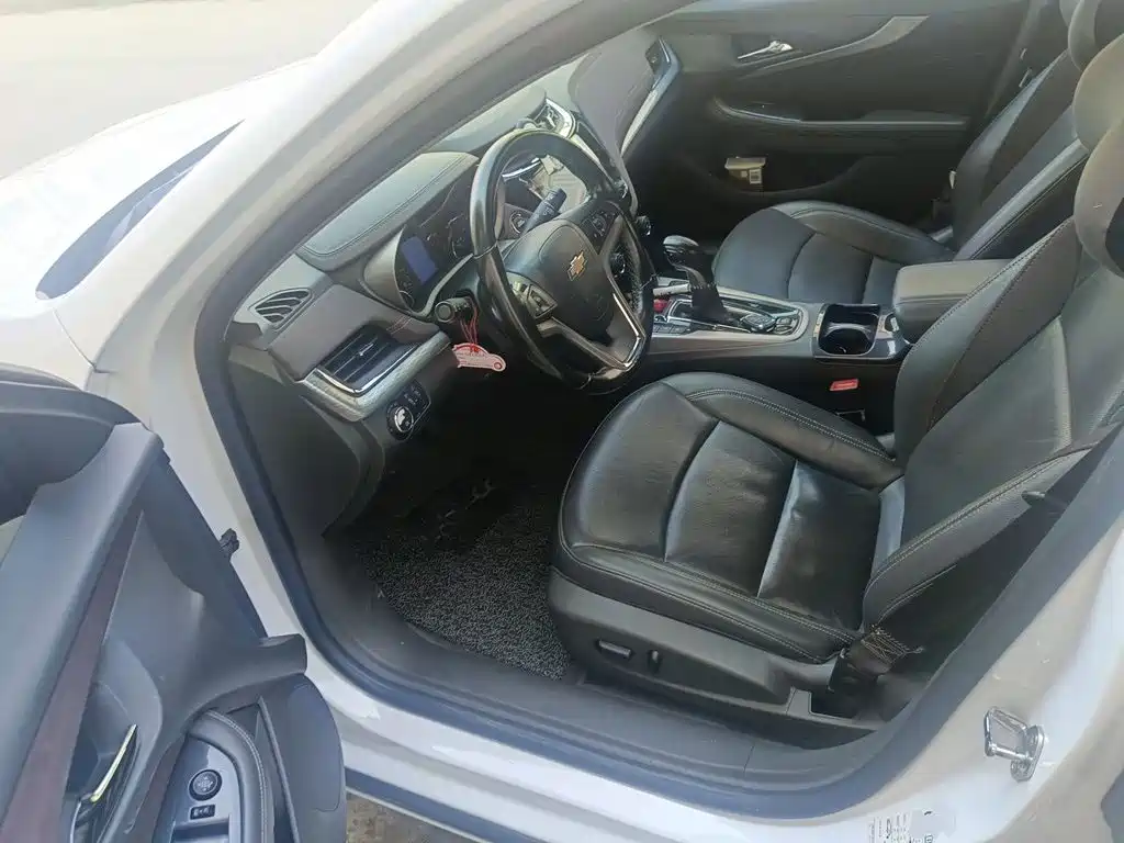 Chevrolet Malibu — миниатюра 12