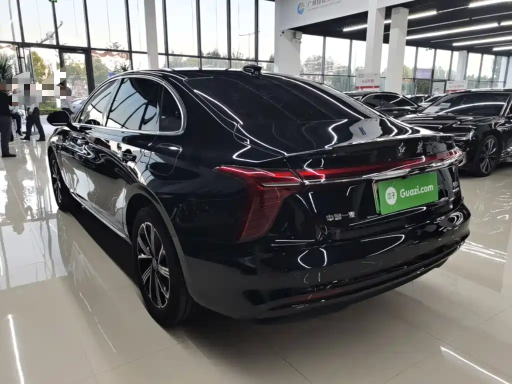 Hongqi Hongqi H5 PHEV — миниатюра 5