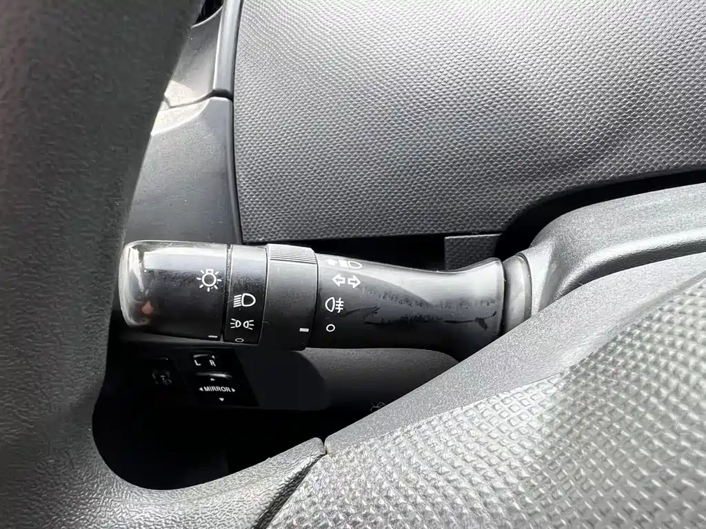 Toyota Yaris — миниатюра 31