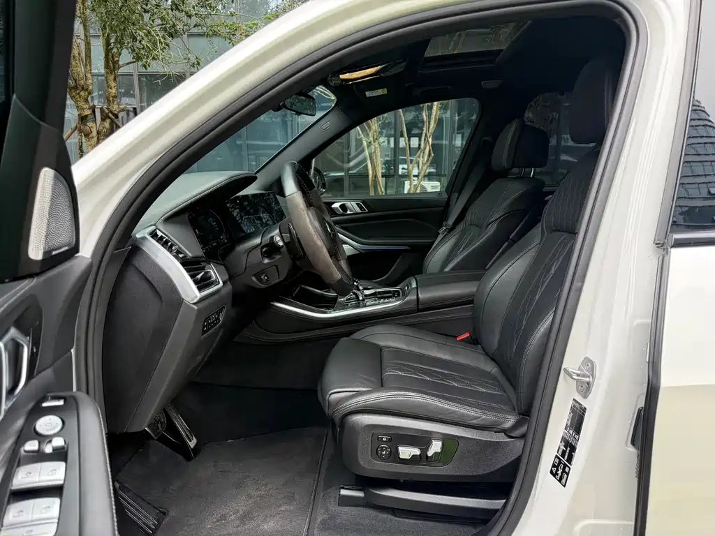 BMW X5 (Import) — миниатюра 9