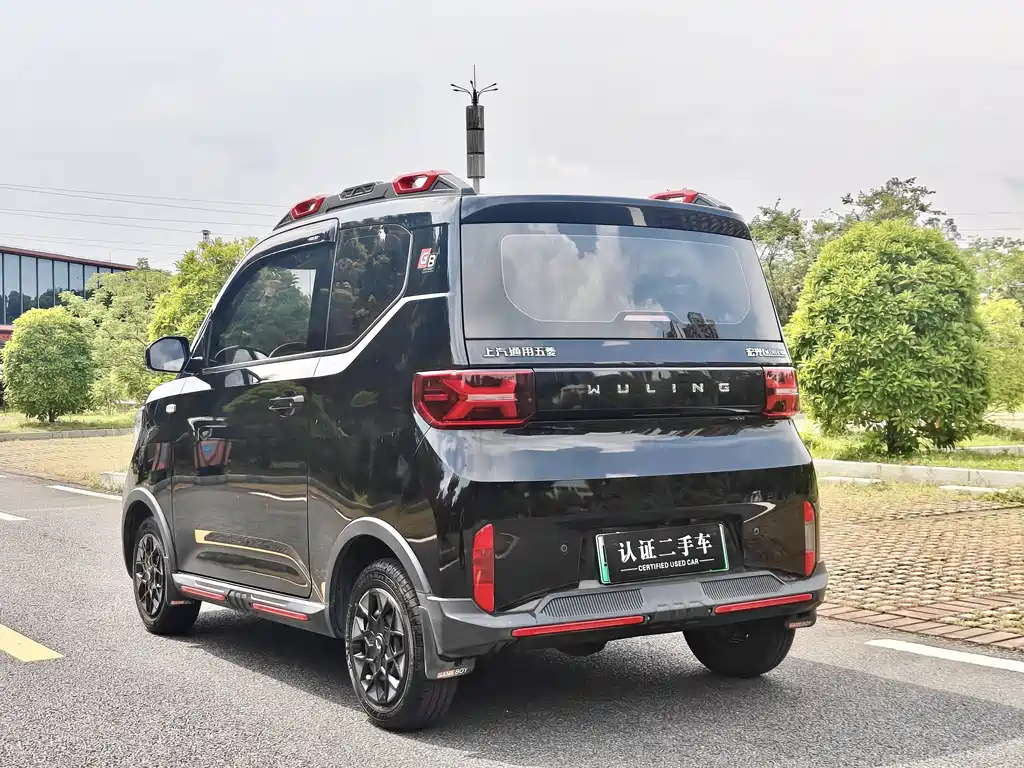 Wuling MINIEV — миниатюра 7