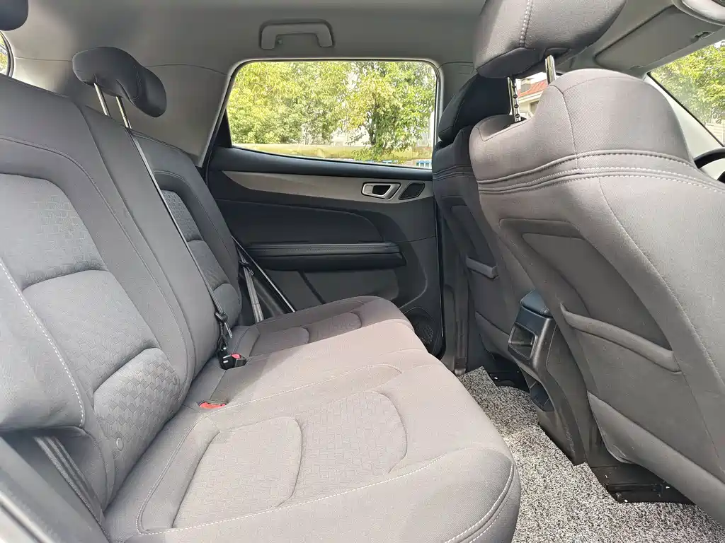 Kaiyi Xuanjie 1.5L CVT Premium Enjoy Edition, фото 13