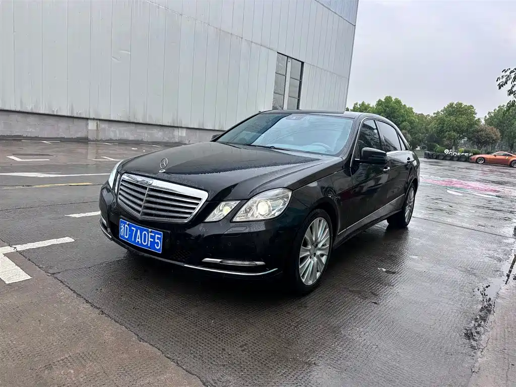 Mercedes-Benz E-Class 2013