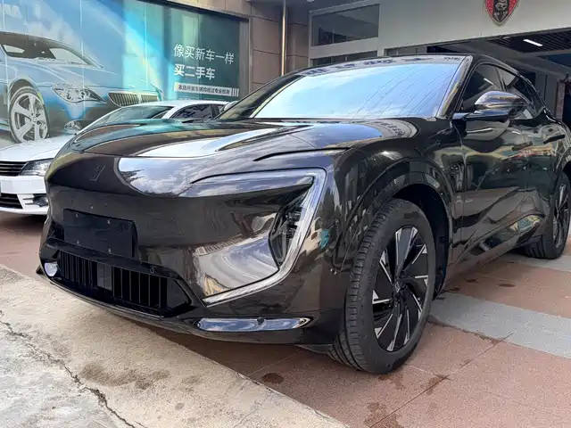 2025 Avatr 07